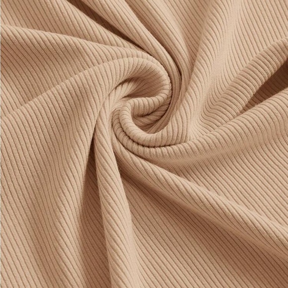 Tan Backless Halter Bodycon Midi Dress
8120 - Picture 4 of 4